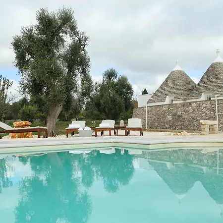 Trulli Le Calle 세글리에 메사피카