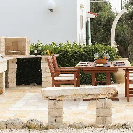 Trulli Le Calle 세글리에 메사피카
