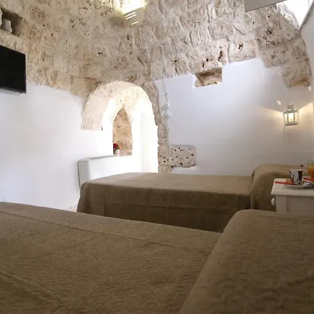 Trulli Le Calle Holiday home *
